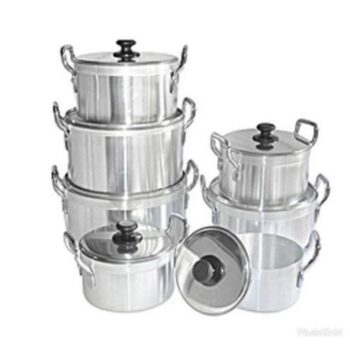 Lot de 7 casseroles en aluminium