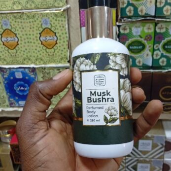 crème parfumée bushra Body lotion 250 ml