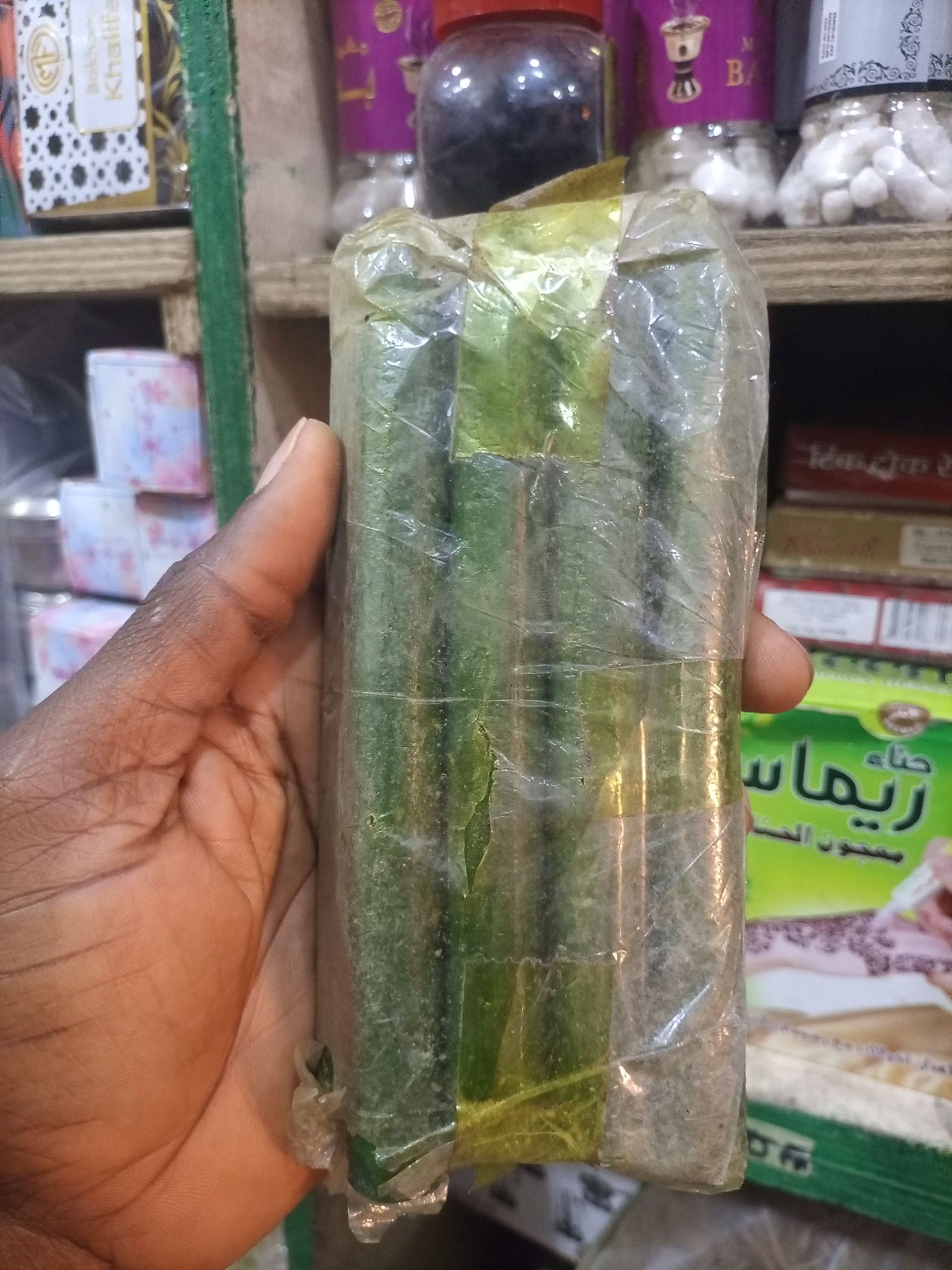 4 bougies verte teintées à la masse - verte